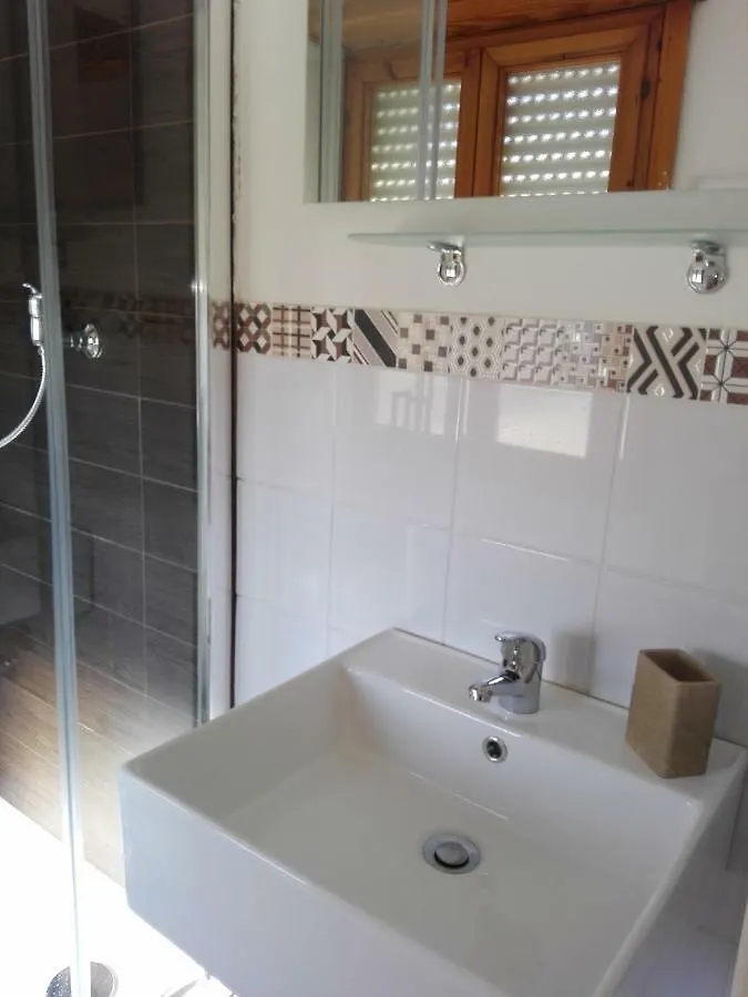 شقة A Casa Di Nane مارينا دي راغوزا